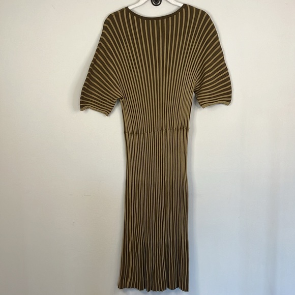 & Other Stories ribbed bodycon midi dress - Picture 6 of 9